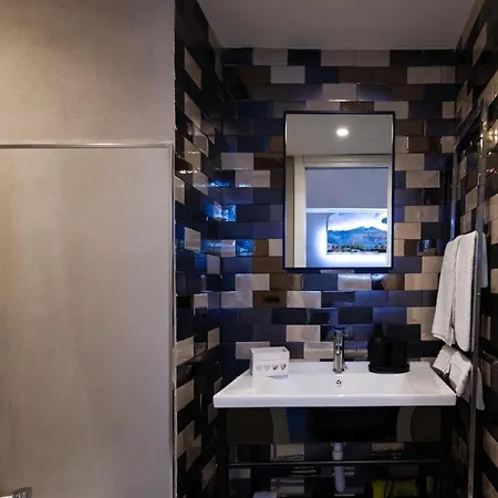 Zentral Suite-2